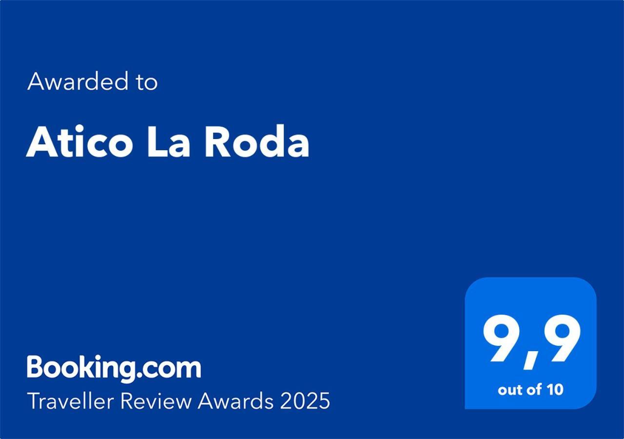 Atico Con Parking Y Terraza * La Roda